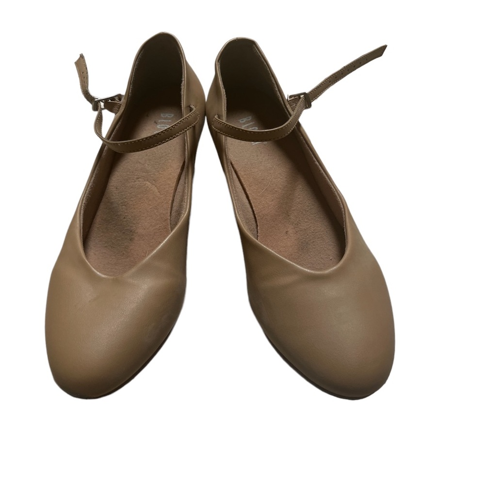 Ballroom shoes